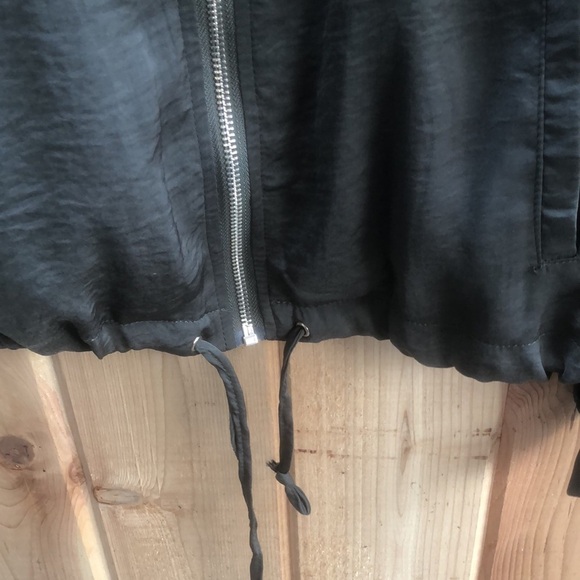 H&M Teen Olive Green Satin Like Bomber Jacket - Picture 6 of 7